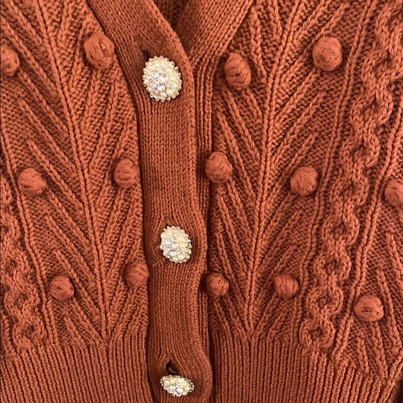 Rust Cable Knit Sweater Size Large - Picture 4 of 7